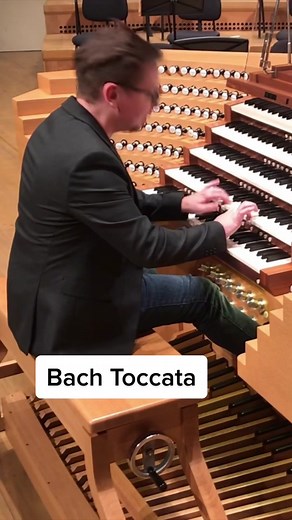 Felix Hell on TikTok