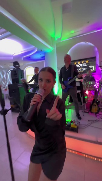 #strasilo #megaband #live #gocatrzan #mega #party #live #cover #serbia #fyp ##fypシ