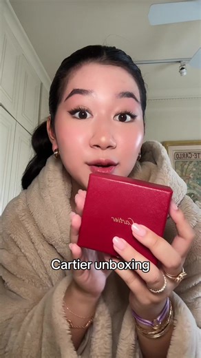 Cartier Love Earrings Unboxing: A Detailed Look