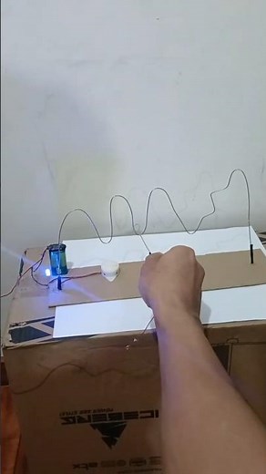 Amazing DIY Dancing Wire Machine 😱 | Simple Motor Science Project | Cardboard Hack#shrots #viral
