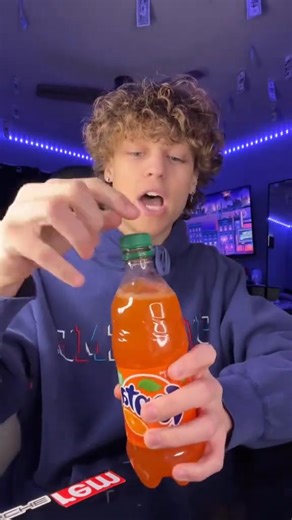 Color Changing Soda #shorts #youtubeshorts | Logan Micke