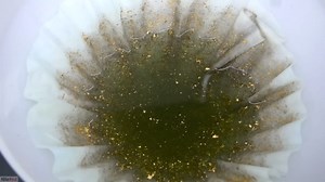 Extracting gold from computer parts (Part 1)