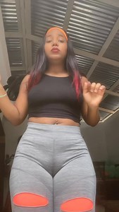 Con permiso 🤣 | María Santos