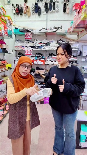 فيديوهات أنشأها shoeson.boutique (@shoeson_shop) باستخدام الصوت الأصلي - shoeson.boutique