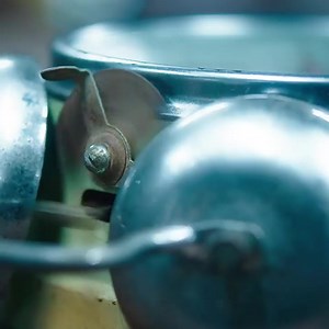 27 reactions | Who's ready for an epic showdown? Today we have a real-life clash of titans: A Boxer vs. a Wing Chun Master. It's like watching Ip Man's legacy come to life, only this is no movie, it's as real as it gets. So, sit back, grab some popcorn because the greatest hits are about to roll! Who do you think will come out on top? Leave your predictions below.  #BoxerVSChunMaster #IpManLegacy #RealLifeClashes | Fighters club | Facebook