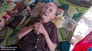 442K views · 10K reactions | Xót thương cho hoàn cảnh cụ bà 83 tuổi,...