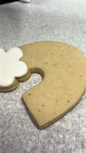 Pride Month Rainbow Sugar Cookies | Royal Icing Decorating Tips
