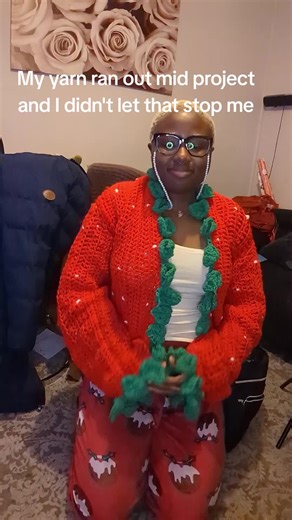 Someone on one of my lives said that not all strawberries are the same and that was sooo comforting considering most of my projects have random colours😭