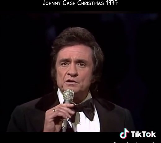 Silent Night Performance by Johnny Cash and Friends