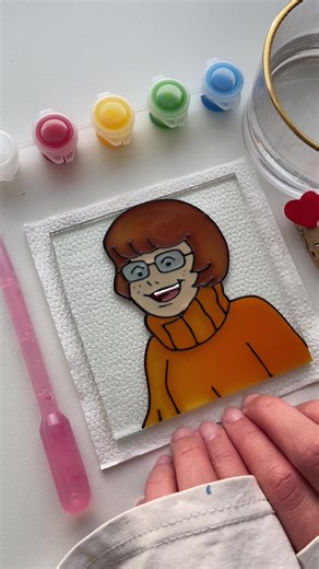How to Draw Velma Dinkley from Scooby-Doo