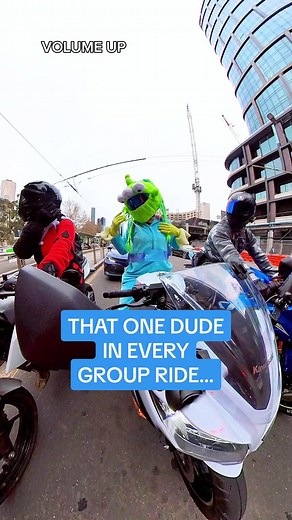 share this to that one friend… #flog #turnoff #revbomb #toystoryalien #costumerider #theclaw #pizzaplanet #bikelife #moto #motorcycle #kawasakininja300 #rideordie #motogirls #bikergirls #bikerchick #bikerbabes #sportbike #motolife #twowheels #girlswhoride #theclawisourmaster #costume #aliencostume #toystory