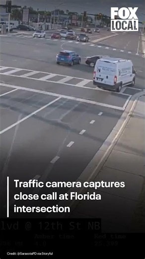 Traffic camera captures close call at Florida intersection