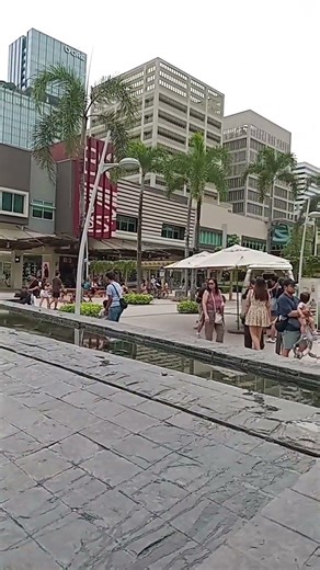HIGH STREET BONIFACIO GLOBAL CITY|ONE OF THE MOST MODERN TOURIST SPOTS IN THE PHILIPPINES