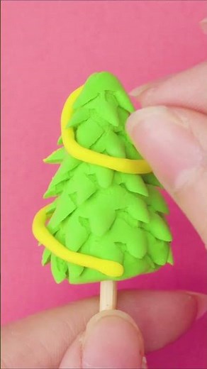 DIY Mini 10 Christmas tree For Barbie 🎄😍 | MINIATURE IDEAS FOR DOLLHOUSE | #Shorts