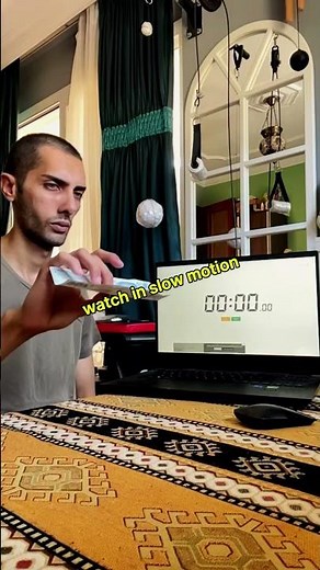 World's Fastest Hands Catch Falling Money in .1 Seconds