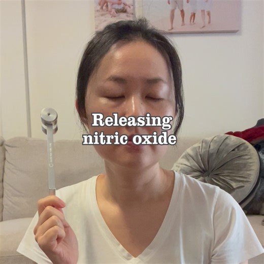 It's a pure science effect: Vibration —> Nitric Oxide release.. #nitricoxide #tuningforks #soundtherapy #biofieldtuning #coherentsound #nervoussystemregulation #stressscience #cellularhealing #vagusnerve #biohacking | Enso Sensory