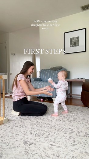 One of my favorite core memories was getting to watch my daughter take her first steps at 14 months🥹 I’ve had so many questions recently about how we taught my daughter how to walk so I thought I’d share this video again🤍🤍 #firststeps #babysfirststeps #walking #babymilestone #oneyearoldbaby #walkingbaby #babylearnstowalk #firsttimemom #momofig #corememory #sentimentalmama #motherhoodlife | Natalie Powell