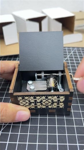 GUESS THE SONG #puzzle #gaming #musicbox