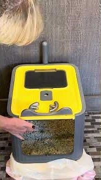 Upgraded Fully Enclosed Cat Litter Box with Lid, Covered Cat Box Enclosure, Anti-Splashing Easy to C