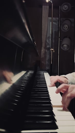 Exploring Shostakovich's Piano Concerto Low Bass Note