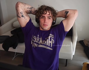 yes we do🧍🏻‍♀️ #vinnie #viral #vinniehacker