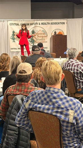 It was great to meet everyone at the Mid-Oregon Construction Safety Summit in Bend today! 🏔️ I was honored to present the keynote and get to chat with so many of you! #safety #safetyfirst #risk #oregonosha #constructionlife | Ally Safety