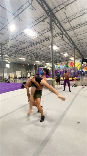 184K views · 4K reactions | It doesn’t always have to work, laughing works too :) #gymnastics #turnen #gymnastik #gymnastique #gimnasia #gimnastic #gymnastic #gymnastlife | Nathantsuji | Facebook