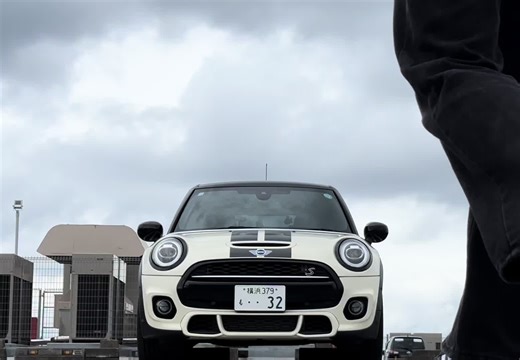 自動車税36000円💸 #エクステリアライト #mini #minicooper #car #jcw #johncooperworks #bmw #bmwmini #愛車 #車好き #mini好き #愛車紹介 #ヘッドライト