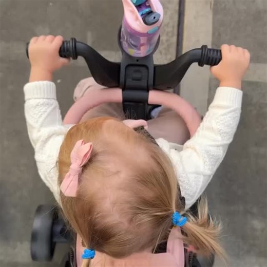 New videos of Baby E!🫶🏻 {K} | robstenews