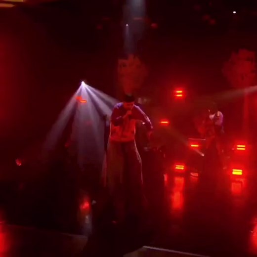 Worst TV performance ever, I feel sorry for anyone who had to witness this event