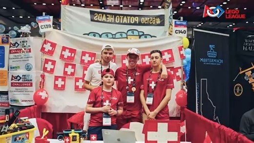 【FIRST LEGO League 全新時代】隨著教學需求不斷改變，全球夥伴、教練與學員的回饋指出：FLL 也必須與時俱進。 我們將於2026年8月推出新一代的 FIRST LEGO League 將學習延伸至教室，結合 LEGO® Education Computer Science & AI 套件，提供完整的教師支援、積木、硬體與程式設計體驗，把電腦科學融入日常學習! 立即查詢：https://first.worldclasstests.hk/embeddedForm.php | FIRST LEGO League Hong Kong