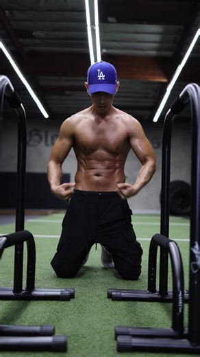 262K views · 6.4K reactions | Elevator push-up crusher ‬Sometimes our workouts can get a little repetitive. Try these elevator pushups for explosiveness ⠀Save on All @Lebertfitness EQ Bars & Parallettes Use: 퐅퐑퐀퐍퐊 To save! #lebertfitness #bodyweightworkout #core #homeworkout #fitness #cardio #hiitworkout #explorepage #reels | Frank Medrano | Facebook