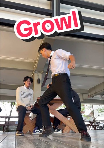 Exploring EXO's 'Growl' with Baekhyun and Sehun