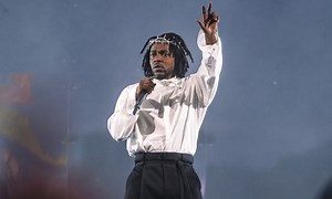 Kendrick Lamar Performs ‘Rich Spirit,’ ‘Father Time,’ and ‘N95’ on ‘Saturday Night Live’