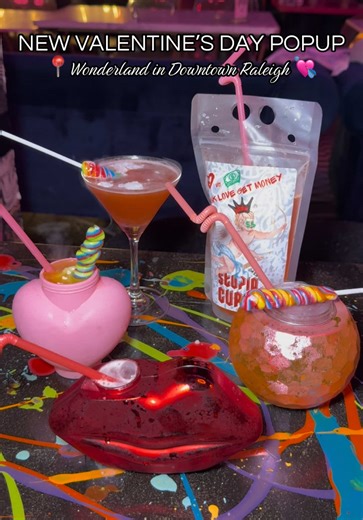 💘 Have you ever been to @wearewonderland off @Glenwood South District ? This awesome spot is having a Valentine’s Day Popup until February 21st you need to check out! Feel the love and try their drink specials that you also have the option to order as mocktails! 💝 This is the perfect spot to have a Galentine’s get together and try their delicious menu with options like Penne Pasta, Cajun Salmon, Bang Bang and Ribeye! Make plans with your friends and check them out while you can off Glenwood Av