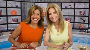 Watch Kathie Lee and Hoda taste-test new Oreo flavors