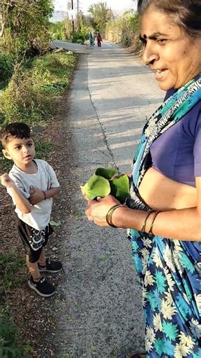 😱 vihan ने दिल्या आजीला आळूची पानं आणून#new #public #funny #शॉट व्हिडिओ#vihaan