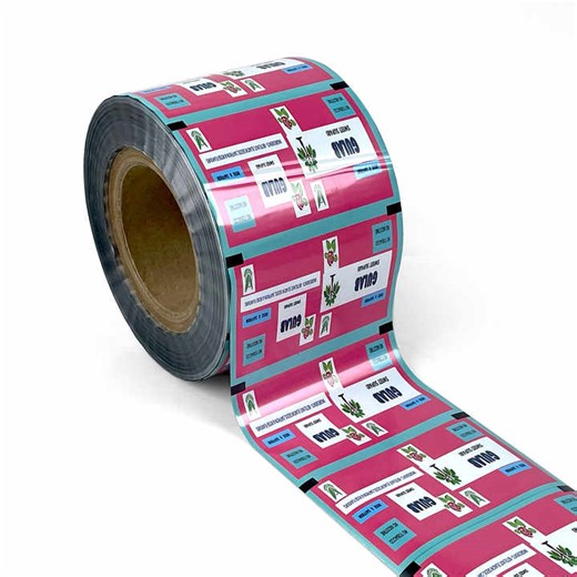 Customized Packaging Film Roll Soft Packaging  Candy Snack Cookie Food Sachet Film Roll Plastic Pet Laminated Film