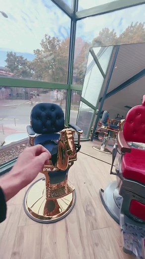 😂Every morning in the John Barber & Sons Headquarter… #johnbarber #johnbarbersons #barbershop #barberchairs #barberchair #barbershopconnect ##barberconnect #barbersontiktok #barberlife #barberia #barbier #barberclips