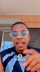 🟦 YAX LEADER X FAHID LE BLED’ART, UNE NOUVELLE COLLABORATION Après avoir collaboré sur le son « Zini Somo » de la compilation « Mpwitaka » de Twamaya House, sortie en 2021, les deux artistes vont revenir avec une nouvelle collaboration. Bref, ngapvo ye remeya ye mwananya hama. Newzikalement vôtre, ✅ Partagez et Abonnez-vous à @newzikal —- #comores #performance #mayotte #show #mde #comorien #comorienne #artistes #tube #tubes #piano #guitare #vouvouni #moroni #newsong #ɴᴇᴡsᴏɴɢ #chant #afro #mpenz