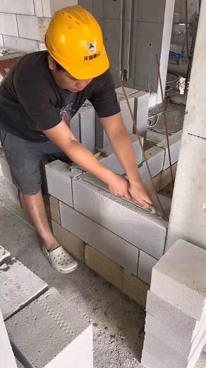 Engineering insight on Instagram: "Strong Walls Built with Expertise 🧱💼 Follow us 👉 @engineering.insight _____________________________ 💥💥Source: unknown 💥💥 . 📍DM for credit or removal request (no copyright intended) . 🔗 All rights and credits reserved to the respective owner(s) ______________________________ . . #civilengineering #engineers #amazing #usa #uk #canada #construction"