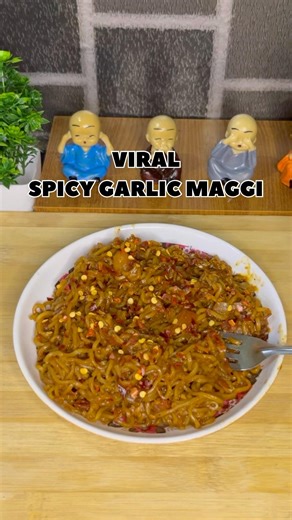 Viral spicy Garlic Maggi recipe #viral #trending #maggi #maggilover #maggimasala #shorts