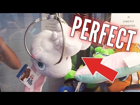 PERFECT CLAW MACHINE WINS AT WALMART! | Arcade Games