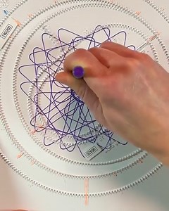 Simple Spirograph design Satisfying.Ep528 #geometric #spirograph #shapes #pattern #symmetry #design #art #math #science #geometry #polygon #triangle #square #circle #hexagon #octagon #star #rhombus #trapezoid #kite #parallelogram #satisfying #asmr #asmrsounds #asmrvideos #asmrsleep #asmrrelax #oddlysatisfying #doodle #orgastica | Geometric Life