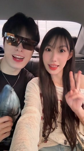 39K views · 1.3K reactions | Chúc mừng sinh nhật lần thứ 520 nhé các bạn yêu quý của tôi  #love #couple #short #virals | Thánh ăn | Facebook