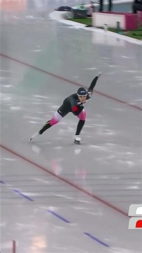 Here she comes! Women's 500m - Speed Skating World Cup - Hamar