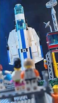 Trying to build a spaceship in LEGO #lego #legospace