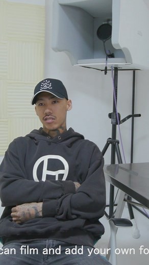 KOHH Official on Instagram: "プロフィール欄のリンクより公式ページへアクセスできます。 KOHH公式動画素材で自分だけのミュージックビデオを作ろう。 スマホでの編集や、自分で撮影した映像の追加も可能。初心者からプロまであらゆる方が対象。グランプリに選ばれた作品がKOHH「2 Cars」オフィシャルミュージックビデオになります。 _ _ In English LINK IN BIO KOHH + Adobe Music Videos for All. “2 Cars” Music Video Challenge Edit KOHH’s new music video with Adobe Premiere Rush."