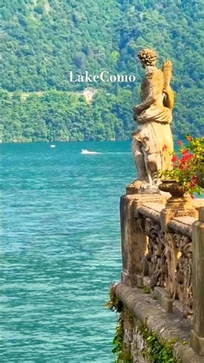 Como at a glance: a paradise in Italy! 🇮🇹✨#travel #nature #beautiful