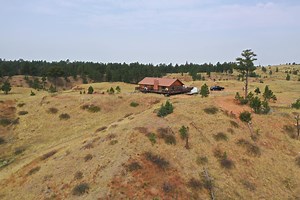 Forsyth Hunting Cabin